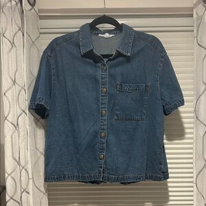 Denim short sleeve shirt size large